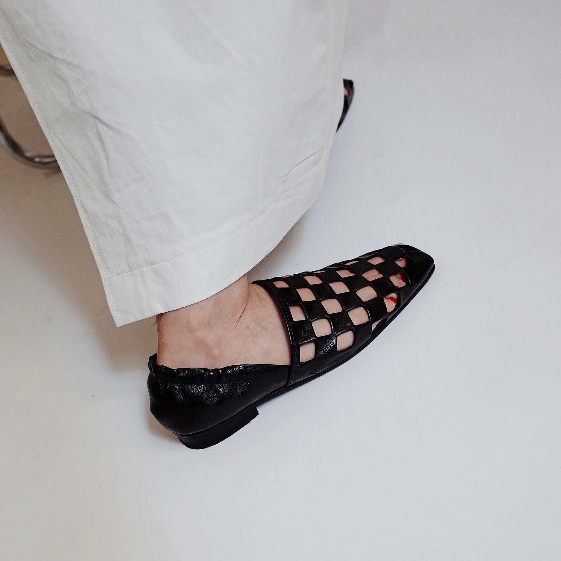 Angela – Karierte Leder-Loafer für Damen mit quadratischer Zehenform – Ansicht 9