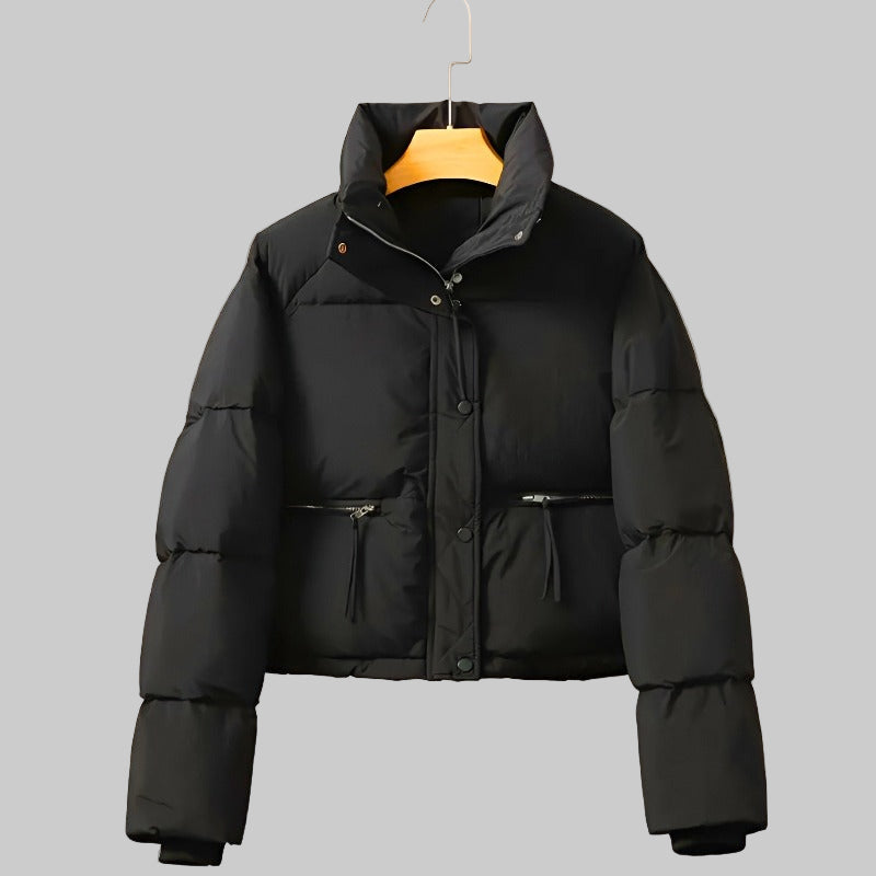 Sienna – Kurze Steppjacke für Damen mit hohem Kragen