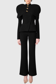 Suza – Schwarze Damenjacke mit Raffungen und Schalkragen