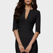 Jennilyn – Schwarzes gestreiftes Kurzarmkleid