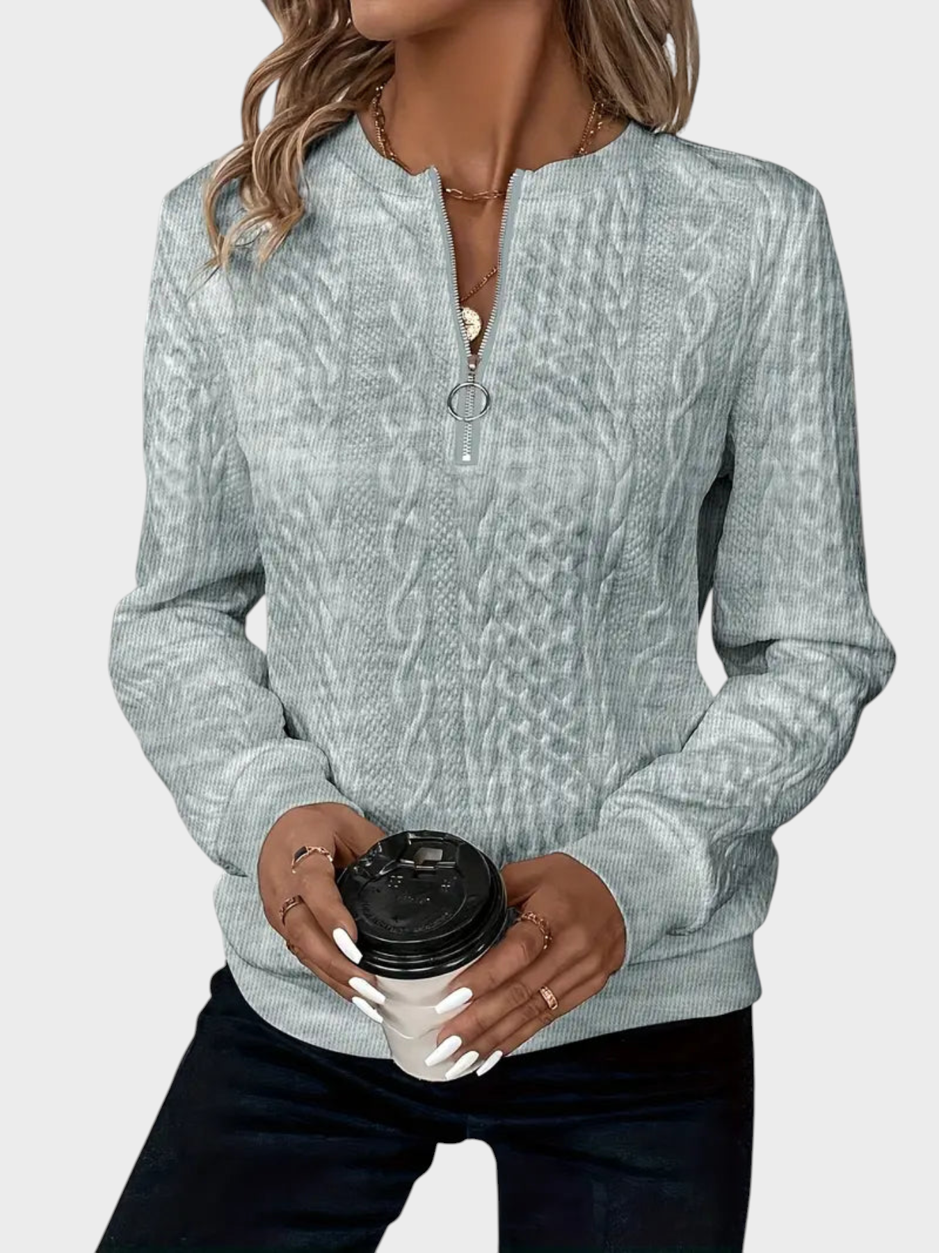 Amalie – Zopfstrick-Strickjacke für Damen mit Reißverschluss – Ansicht 9