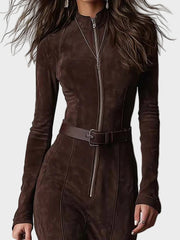 Lauren – Braunes Maxikleid für Damen mit Reißverschluss und Gürtel – Ansicht 5