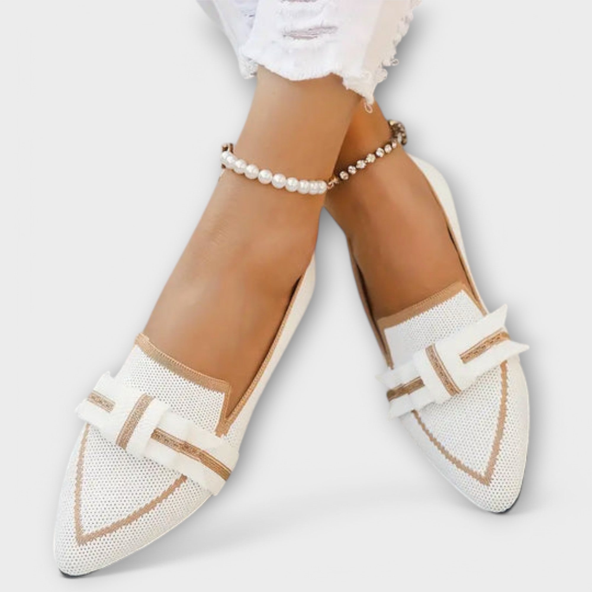 Damenschuhe mit flacher Sohle und Knotendesign