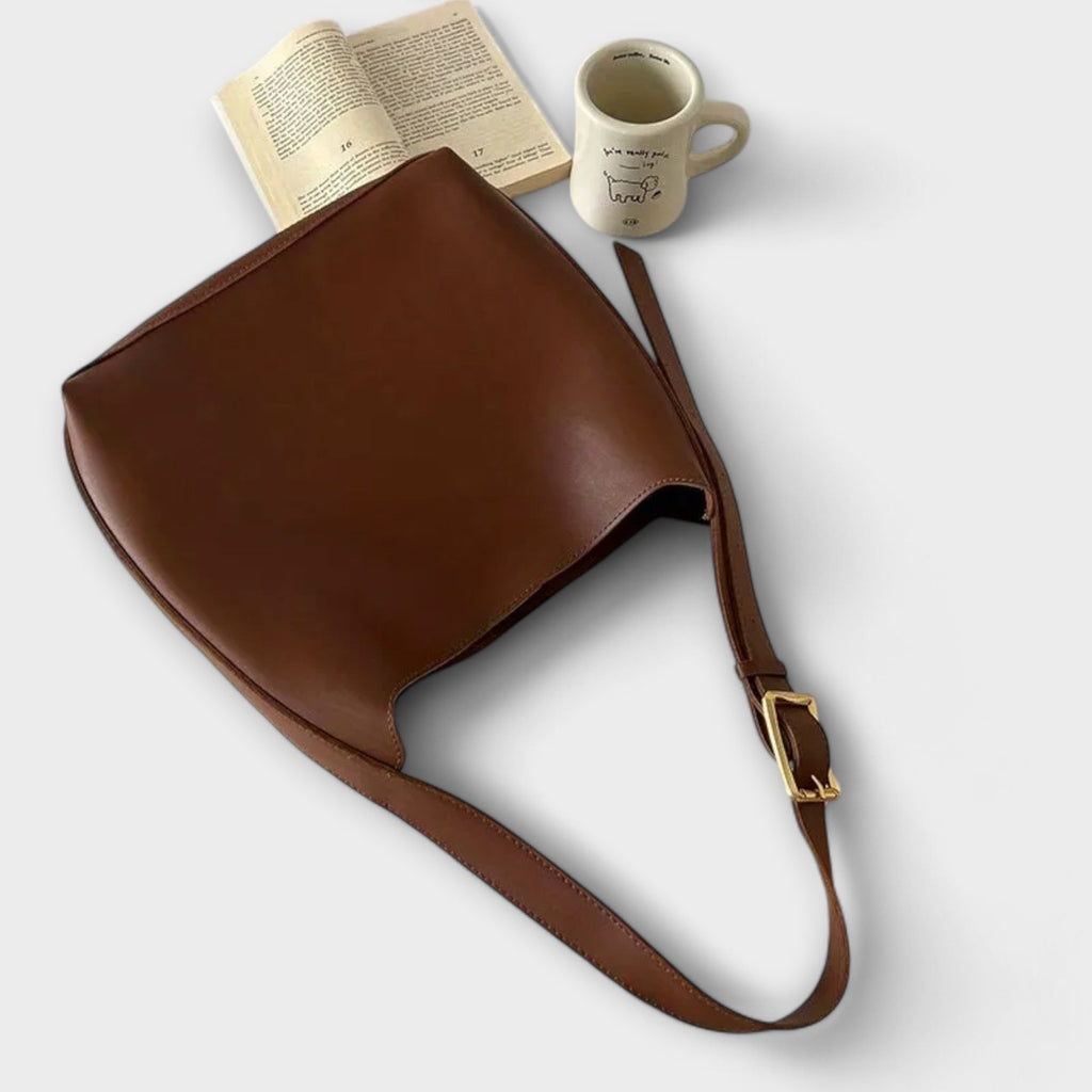 Sami – elegante Schultertasche aus Leder