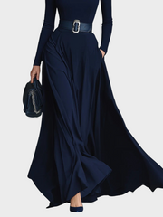 Elora – Elegantes Maxi-Strickkleid für Damen mit hohem Kragen – Ansicht 2