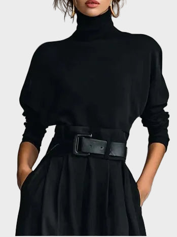 Amara – Schwarzes Damen-Set mit Rollkragenbluse und gerader Hose – Ansicht 3