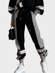 Cirilla – Kapuzenpullover mit abstraktem geometrischem Muster – Ansicht 4