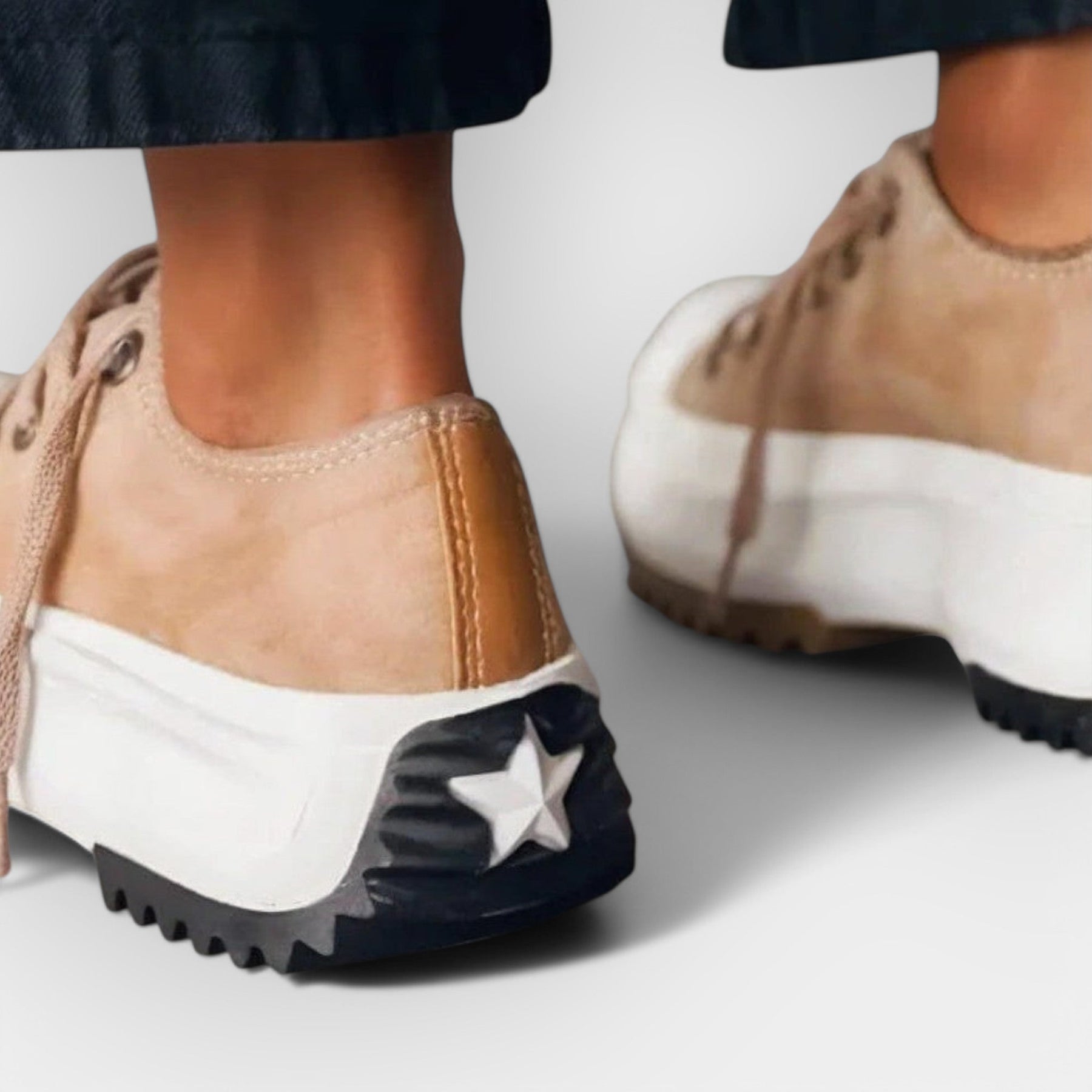 Moderne Sportschuhe für Damen mit dicker ergonomischer Sohle – Ansicht 2