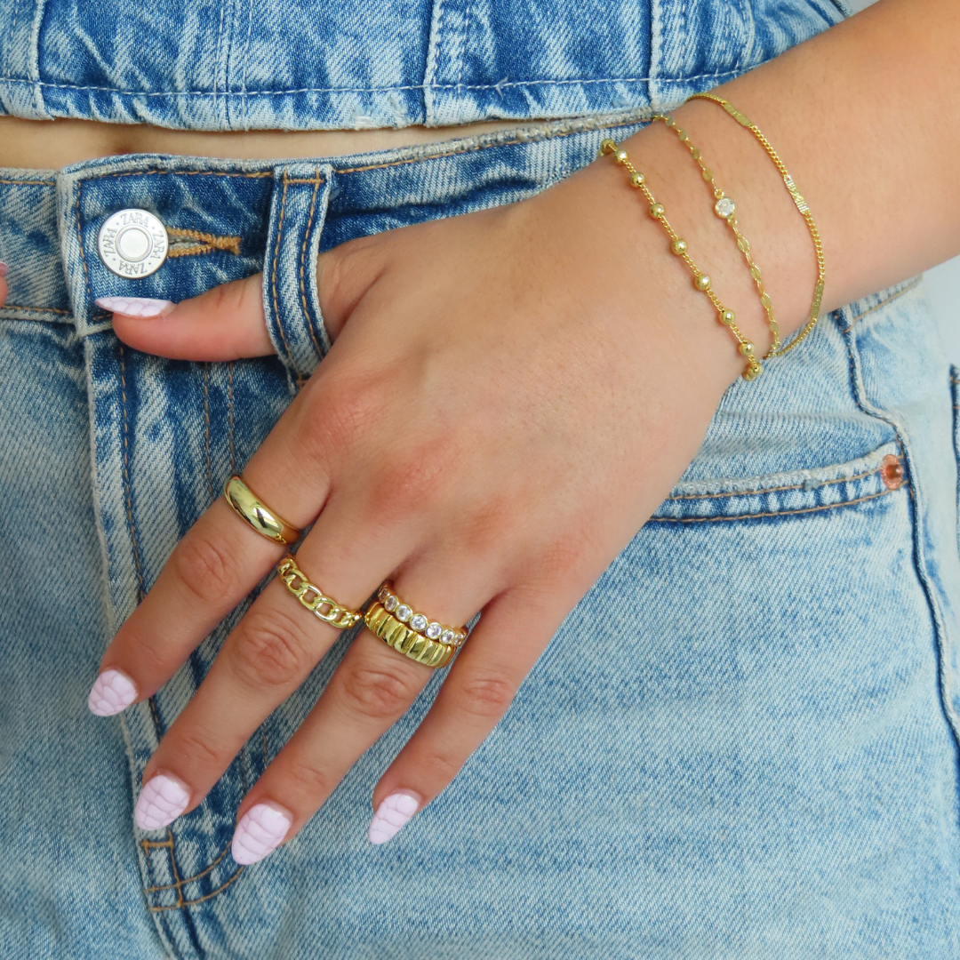Ring mit Kette