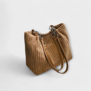 Xella – Khakifarbene Schultertasche für Damen aus weichem Cord – Ansicht 2