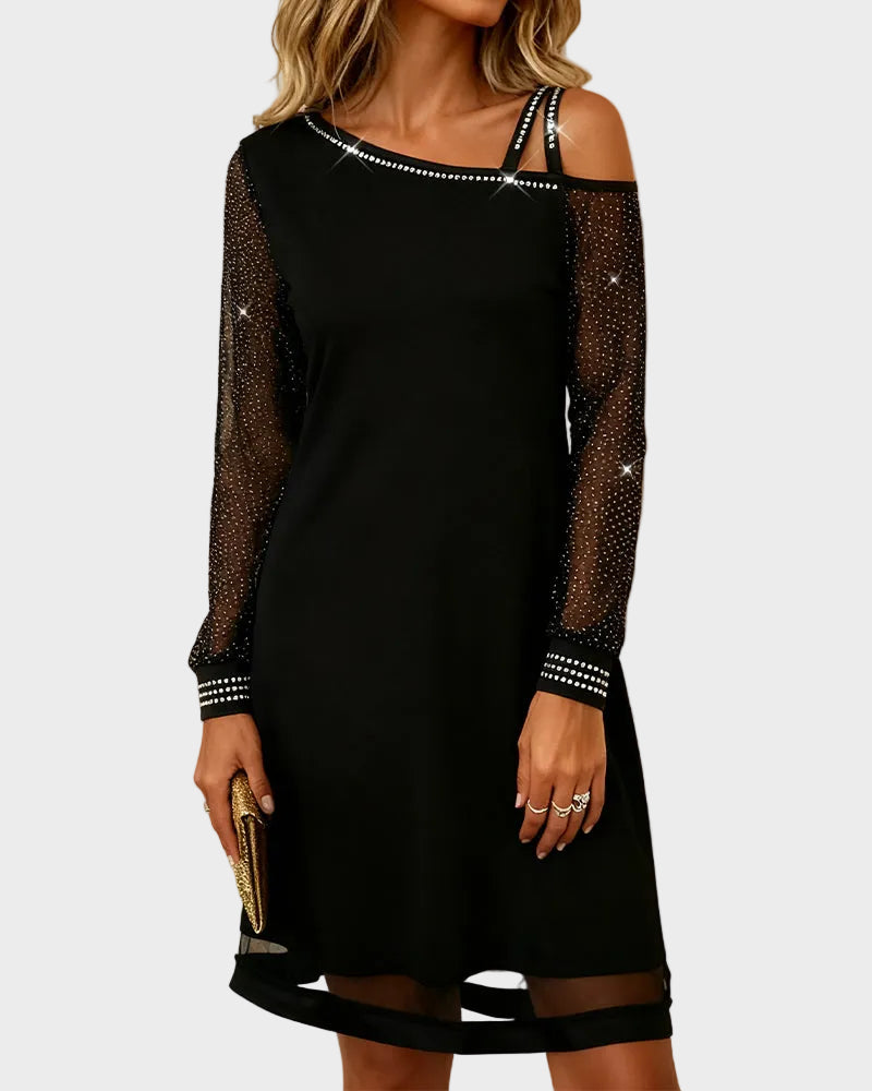 Winona – Schulterfreies Thermokleid mit Strassapplikationen – Ansicht 3