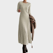 Evelyn – Bequemer Maxi-Jumpsuit aus Zopfstrick – Ansicht 11