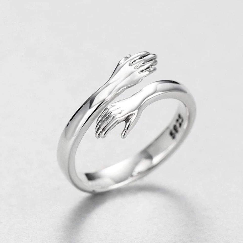 Silberring mit Umarmungsdesign – Ansicht 2