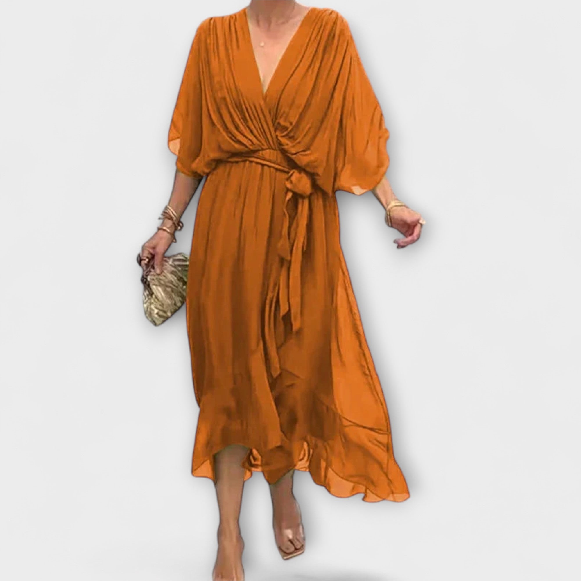 Amoura — Chiffonkleid mit V-Ausschnitt