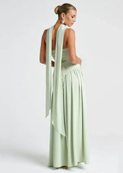 Elena – Maxikleid mit schulterfreiem Design, Schlitz und Choker-Detail