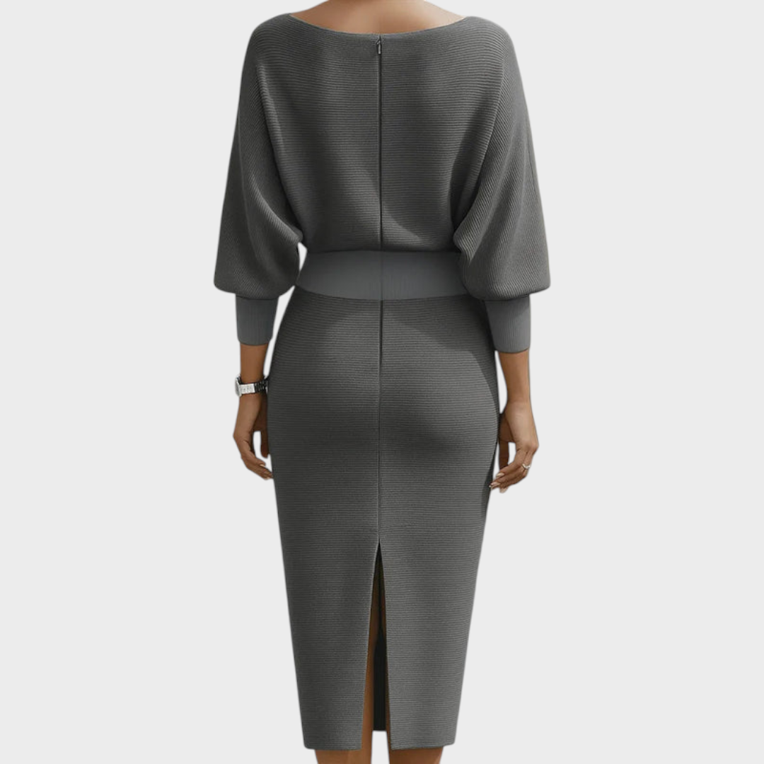 Janna – Weißes Satin-Midikleid mit Fledermausärmeln
