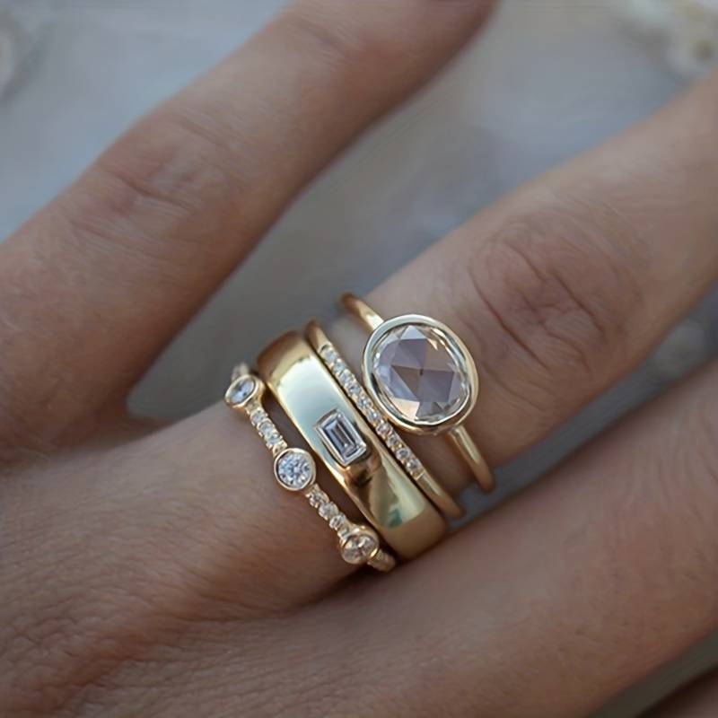 Vintage-Ring-Set in Goldoptik mit Zirkonia