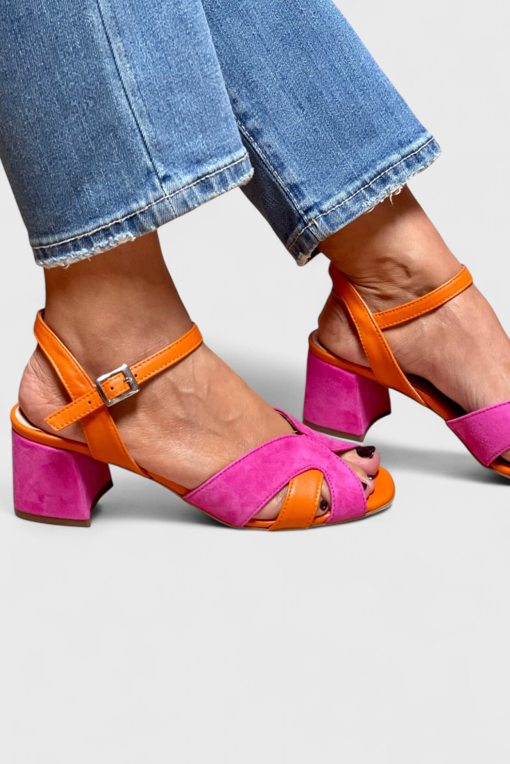 Elegante Damen-Sandalen Norma mit Absatz und verstellbarem Riemen – Ansicht 2