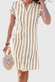Sandrine – Leinen-Hemdblusenkleid für Damen mit Streifen und Knöpfen – Ansicht 5