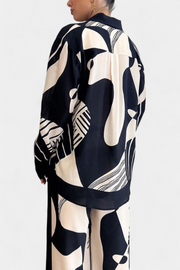 Damen-Set Basilisa mit weiter Hose und Graffiti-Print – Ansicht 2