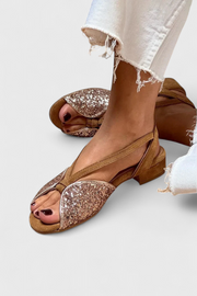 Damen-Sandalen Dobrava mit Glitzerdetails und niedrigem Absatz