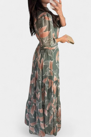 Aïsa – Langes florales Damenkleid mit Blättermuster – Ansicht 2