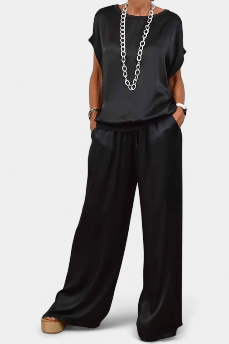 Frühlingshaftes Damen-Set Blasa mit fließender Bluse und weiter Hose – Ansicht 10