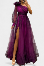 Becca – Schulterfreies Chiffon-Maxikleid für Damen mit Blüten-Detail – Ansicht 7