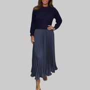 Claudia – Damen-Maxikleid mit Pullover und Plisseerock – Ansicht 4
