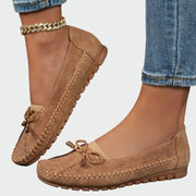 Beige Slip-on-Loafer für Damen aus Leder mit orthopädischer Sohle – Ansicht 3