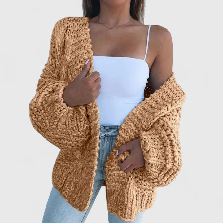 Yvanderliah | Gemütliche Strickjacke