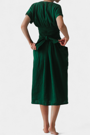 Cressida – Baumwollkleid für Damen mit V-Ausschnitt und Gürtel – Ansicht 8