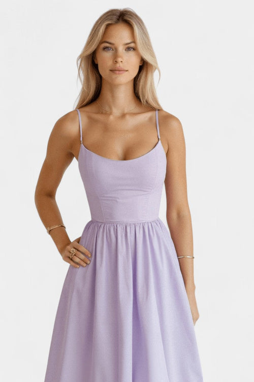 Ärmelloses, luftiges Midikleid von Marvelle
