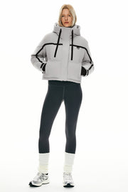 Camara – Kurze gesteppte Damen-Winterjacke mit Kapuze – Ansicht 17