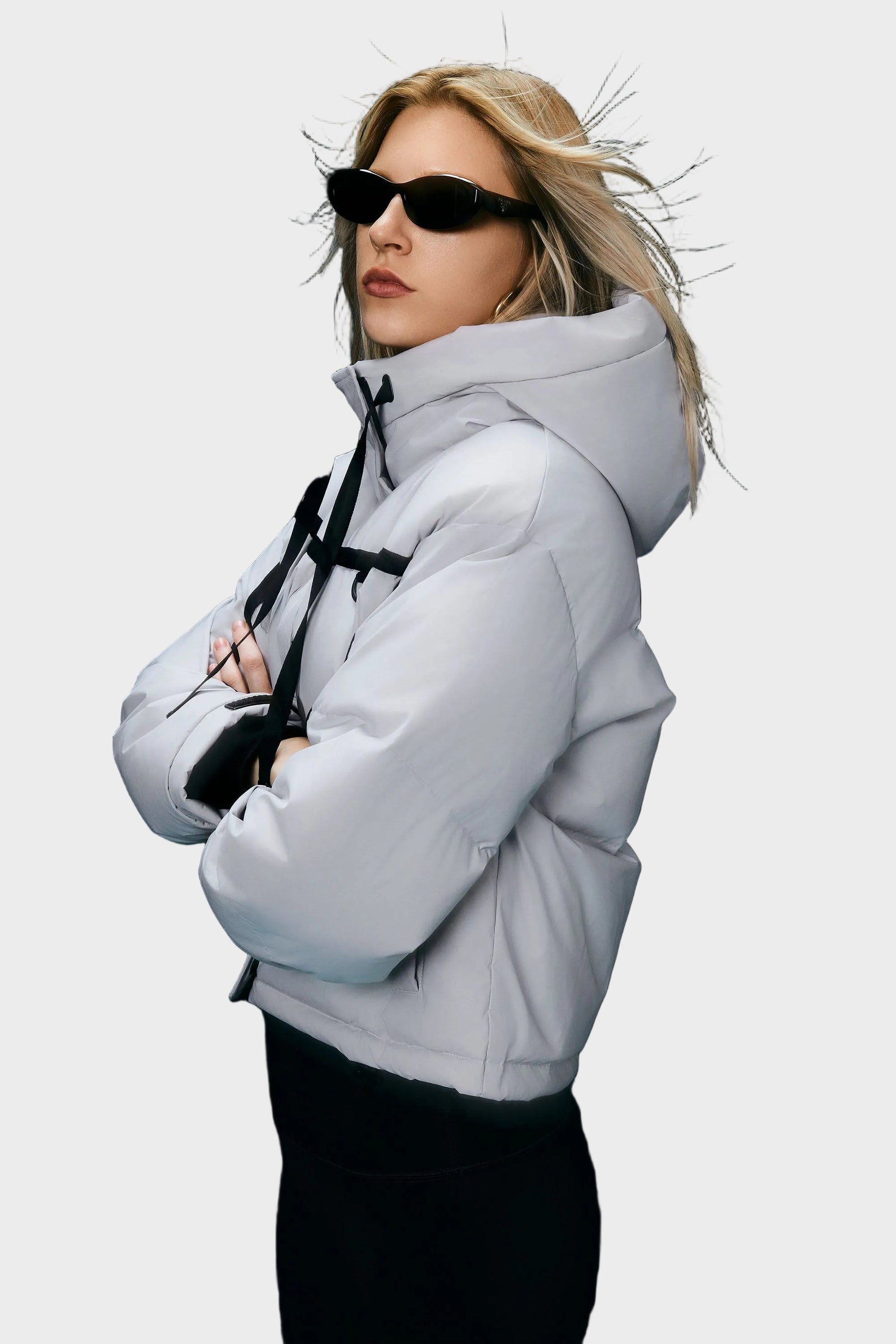 Camara – Kurze gesteppte Damen-Winterjacke mit Kapuze – Ansicht 23