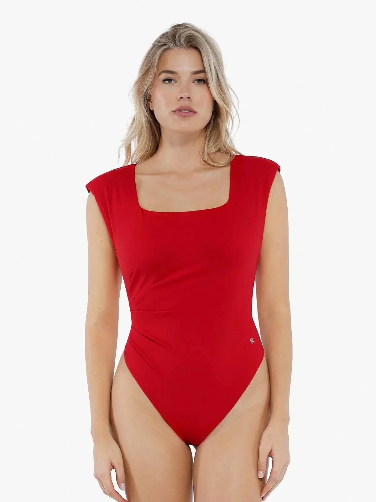 Damenbody mit eckigem Ausschnitt und Polsterung