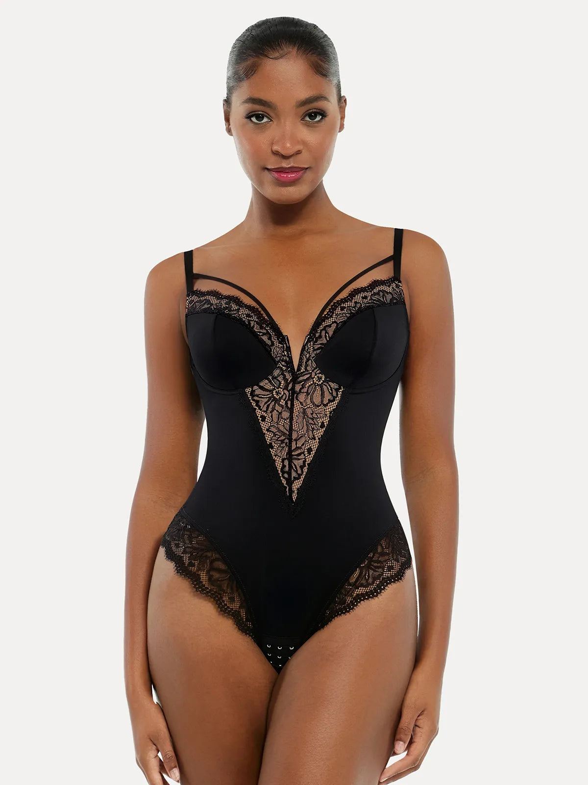 Damen-Spitzenbody mit dünnen Trägern