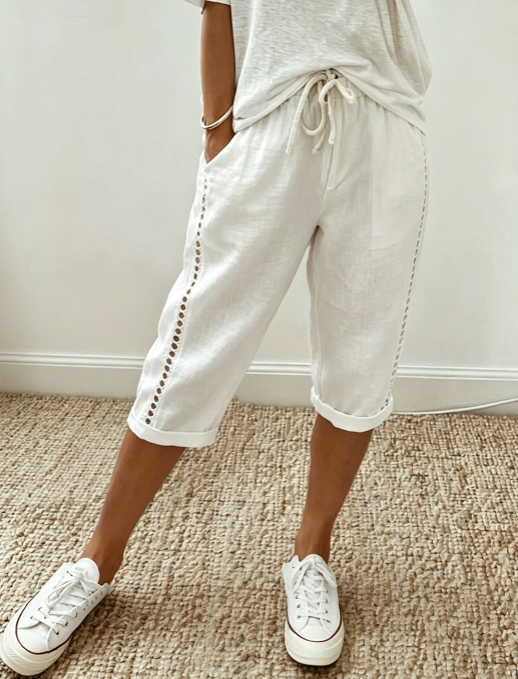Heidi | Capri-Hose mit Spitzendetails