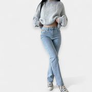 Glänzende Sommerjeans für Damen