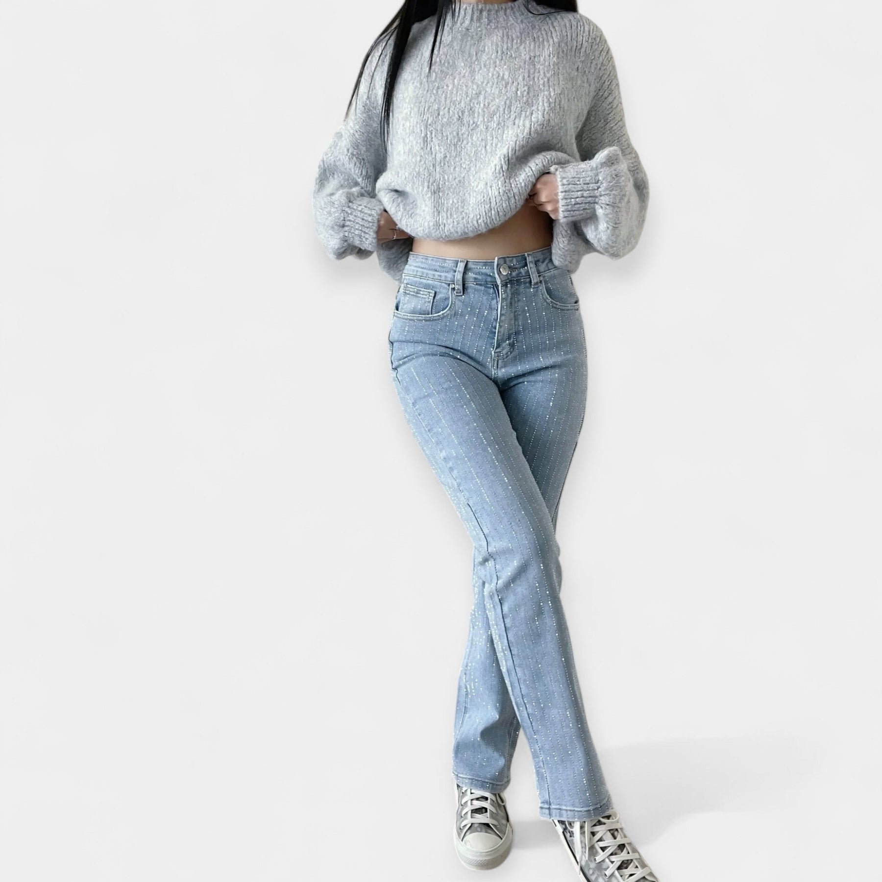 Glänzende Sommerjeans für Damen