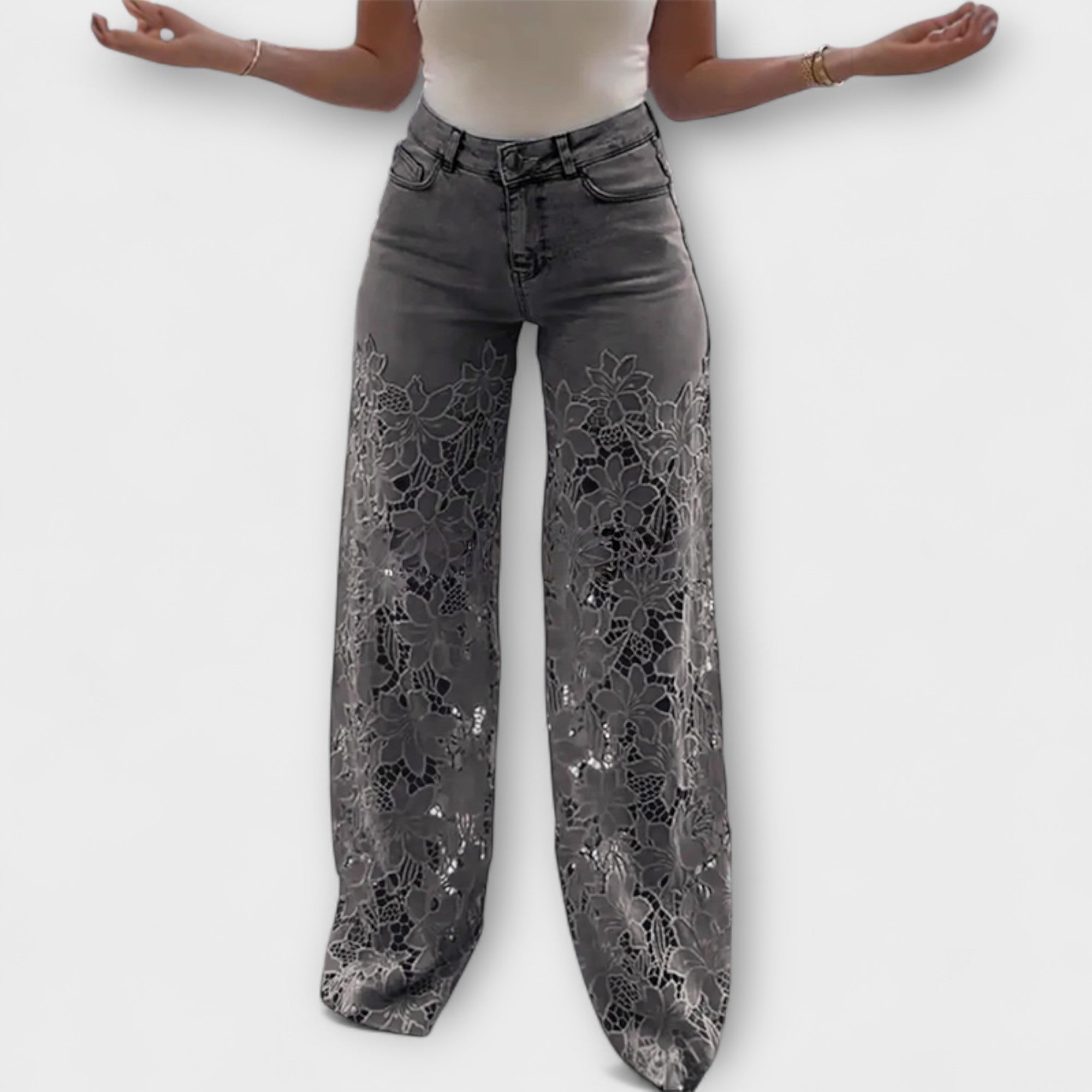 Patchwork-Jeans mit Spitze sind im Trend
