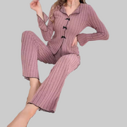 Pyjama-Set für Damen aus Rippstrick mit Reverskragen und Schleifen – Ansicht 4
