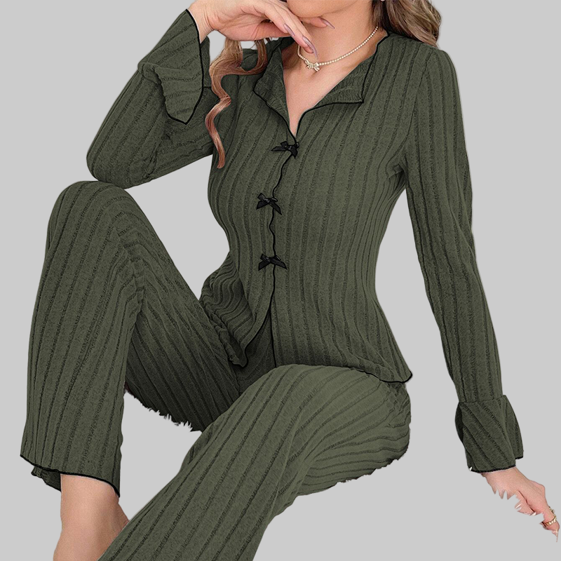 Pyjama-Set für Damen aus Rippstrick mit Reverskragen und Schleifen – Ansicht 8