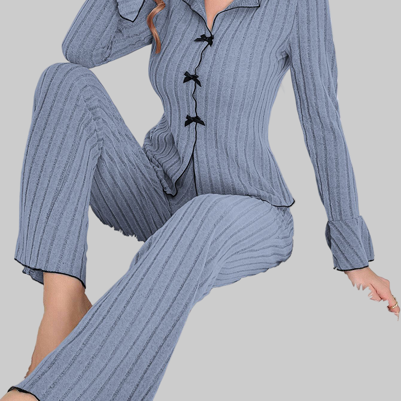 Pyjama-Set für Damen aus Rippstrick mit Reverskragen und Schleifen – Ansicht 9
