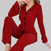 Pyjama-Set für Damen aus Rippstrick mit Reverskragen und Schleifen – Ansicht 10