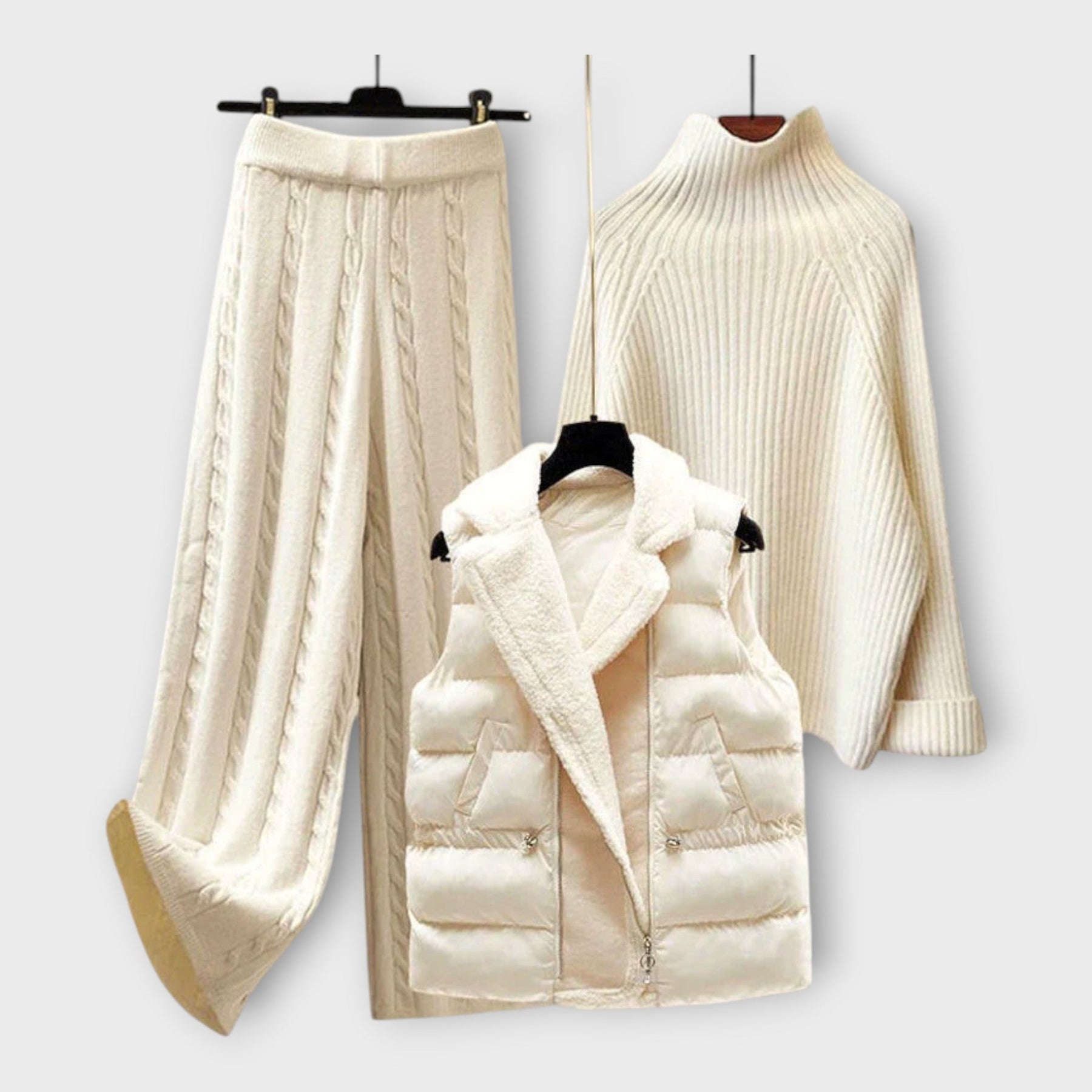 Mariam – Damen-Set mit Rollkragenpullover, Hose und Weste
